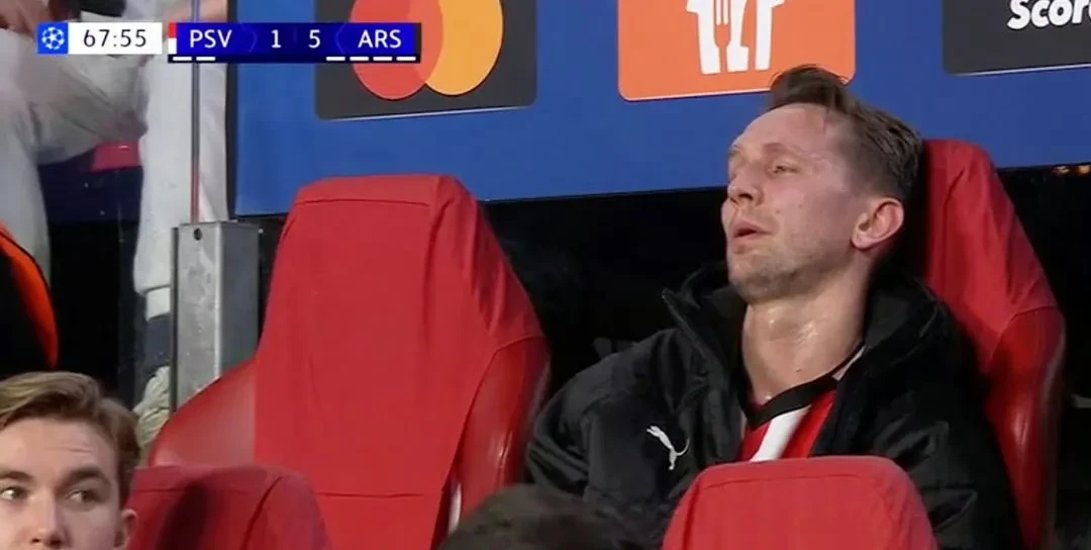 pm体育官网包含德甲赛程吃紧，埃因霍温国际比赛日刷新队史纪录，气氛紧张，细节决定成败的词条