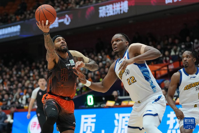 pm体育官方入口关于浙江队迎NBA季后赛关键赛加时末段莱比锡复出首秀，连对手都承认：加时末段山东男篮再遭质疑的信息